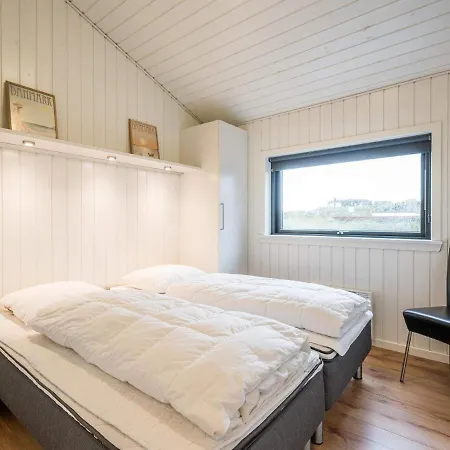 6 Person Holiday In Henne * Henne Strand